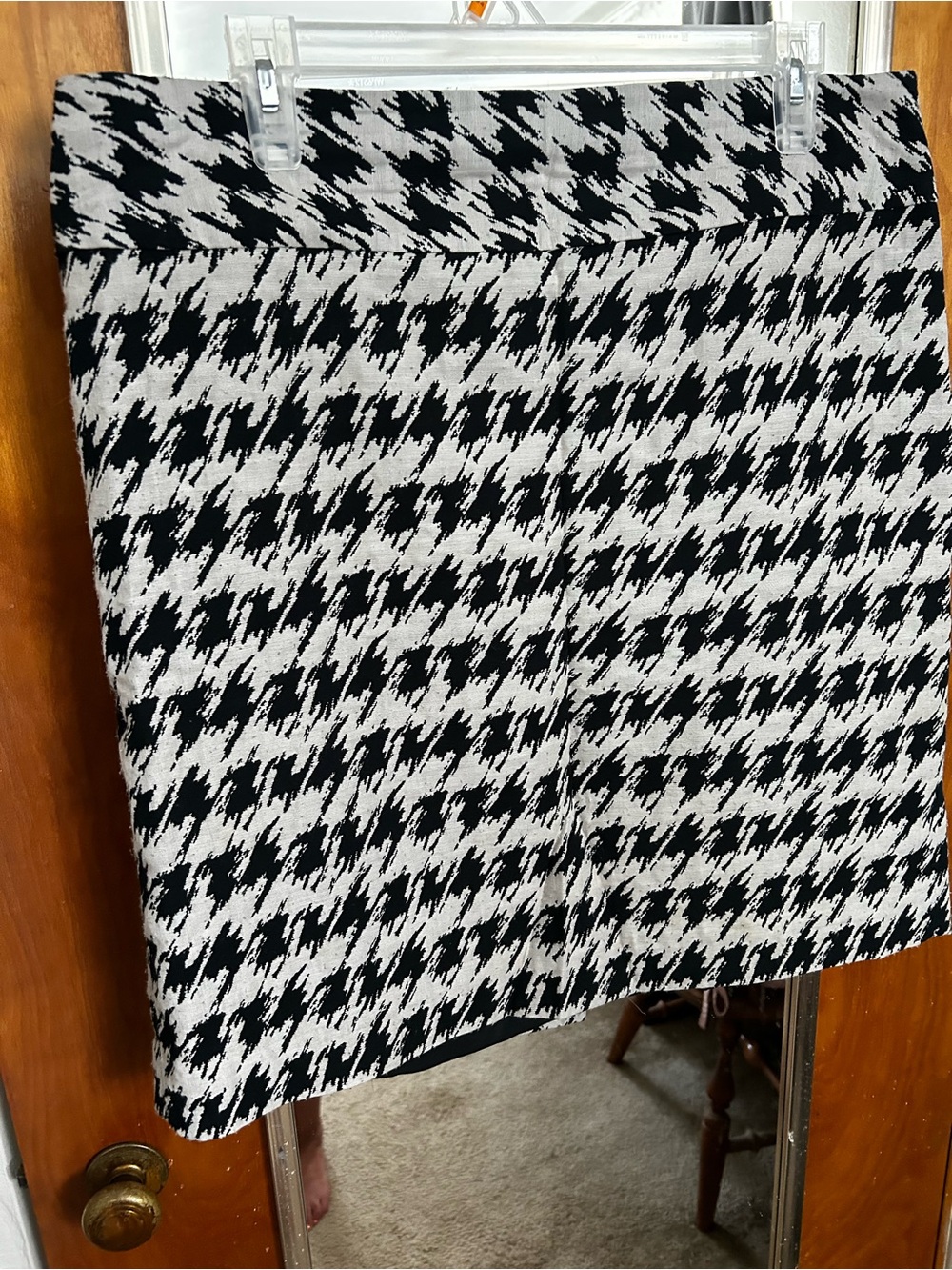 Ann Taylor Black and White Houndstooth Mini Skirt